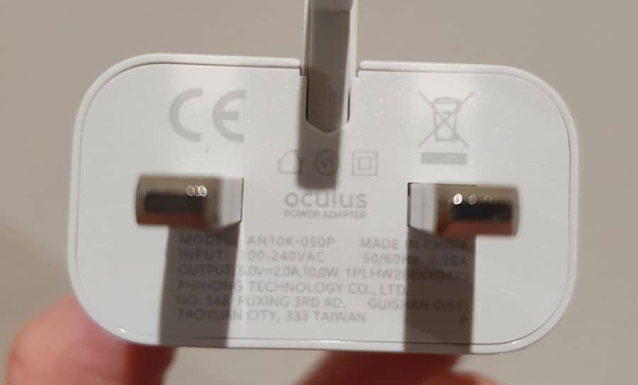 Oculus Quest 2 charger specifications